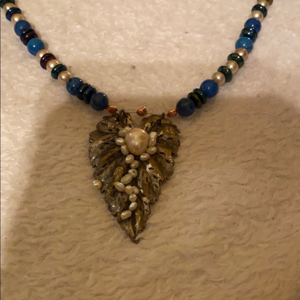 Necklace - Picture 2 of 4